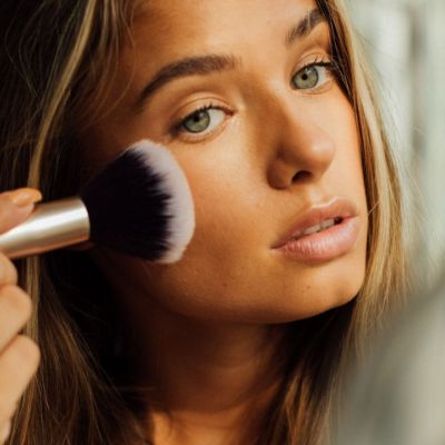 4 foundation tips για να πεις «αντίο» στην ξηρή επιδερμίδα τον χειμώνα