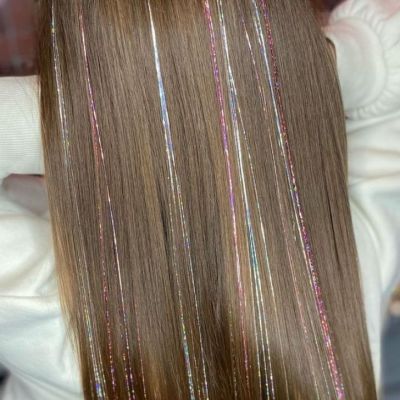 Tinsel hair! Η μεγαλύτερη τάση των Χριστουγέννων στα μαλλιά