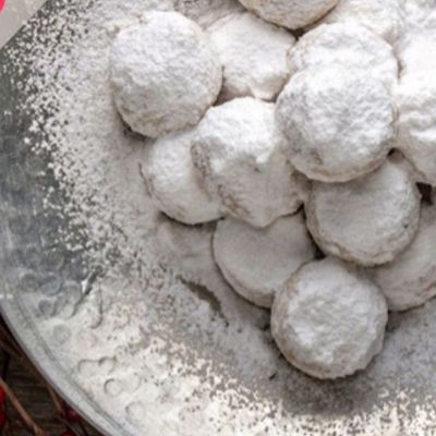 Φτιάξε το πιο εύκολο lip scrub από το μείγμα των κουραμπιέδων