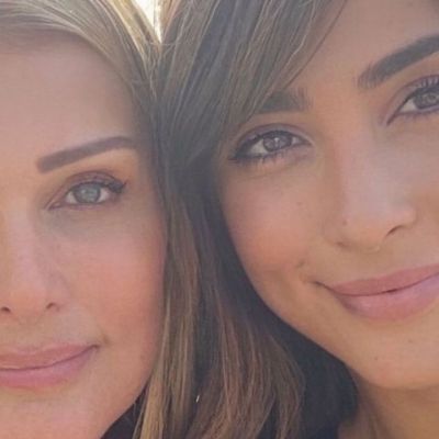 Η Νατάσσα Θεοδωρίδου φόρεσε το ίδιο φόρεμα με την κόρη της και το σχολίασε μέχρι και η Καινούργιου