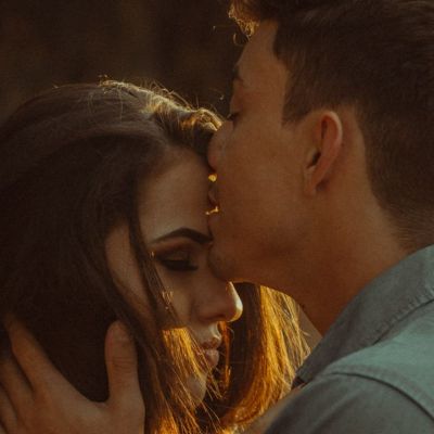 Τα σημάδια που δείχνουν ότι δεν είναι μόνο ο σύντροφός σου - Είναι και ο καλύτερός σου φίλος