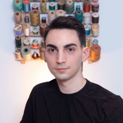 High tech φορέματα; Ο Cameron Hughes τα δημιουργεί και... γίνεται viral στο TikTok