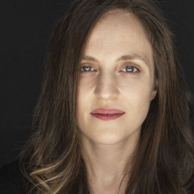 Η Έλενα Μαυρίδου μας συστήνει την «Κοκκινοσκουφίτσα στο Δάσος των Παραμυθιών»