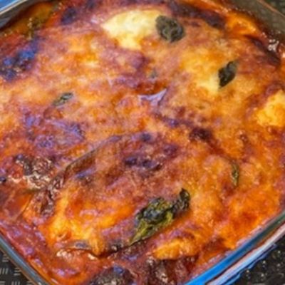 Η απόλυτη Ιταλική συνταγή είναι μελιτζάνες με παρμεζάνα και μοτσαρέλα (Γράφει η Majenco)