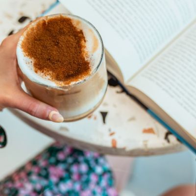 Τι είναι ο sparkling coffee, ο viral καφές του TikTok