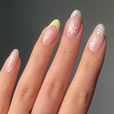 10 nail art με λουλούδια για να μπεις σε mood άνοιξης