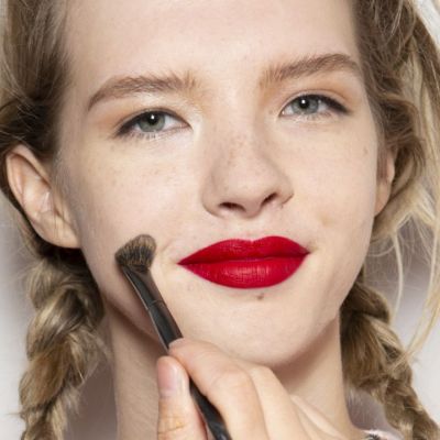 Οι σωστές αποχρώσεις στο μακιγιάζ για εσένα που είσαι ξανθιά