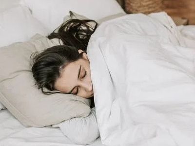 Πού οφείλεται η συχνοουρία το βράδυ; (vid)