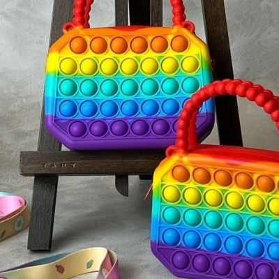 DIY: Πώς θα φτιάξεις τα δικά σου pop it με μολύβι, ψαλίδι και χαρτί