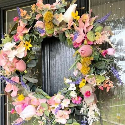 3 υλικά αρκούν για να φτιάξεις το ωραιότερο DIY μαγιάτικο στεφάνι