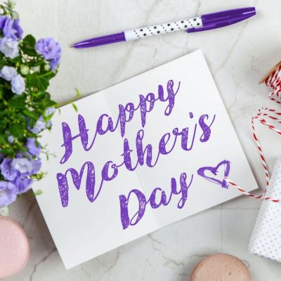 Γιορτή της Μητέρας: 7 beauty δώρα για την μαμά σου και μόνο