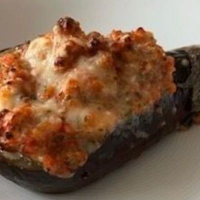 Η απόλυτη συνταγή για μελιτζάνες γεμιστές στον φούρνο είναι αυτή (Γράφει η Majenco)