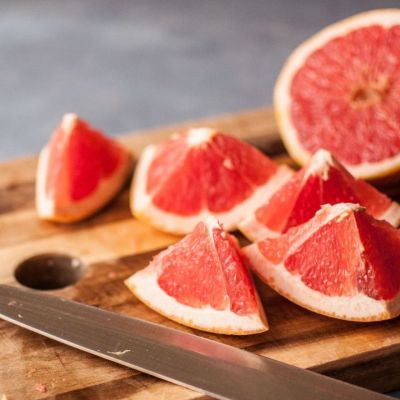 Το γκρέιπφρουτ προλαμβάνει τη γήρανση του δέρματος μόνο με έναν τρόπο