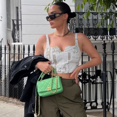 Πώς θα φτιάξεις εύκολα στο σπίτι το crop top που θα φοράς όλο το καλοκαίρι