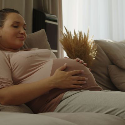 Σύνδρομο κάτω κοίλης φλέβας στην εγκυμοσύνη: Γιατί εμφανίζεται, πόσο συχνό είναι