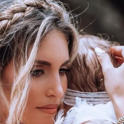 Αθηνά Οικονομάκου: Πώς θα κάνεις το χτένισμα που είδαμε στη βάπτιση της κόρης της