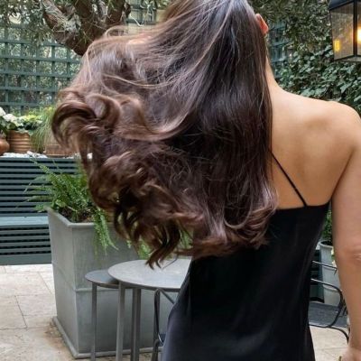 Όλα τα tips και τα προϊόντα για να περιποιείσαι σωστά τα πολύ μακριά μαλλιά σου