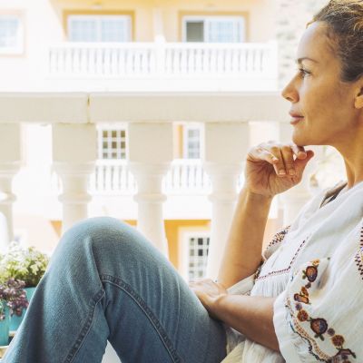 Προκαλούν οι κύστεις ωοθηκών υπογονιμότητα; (vid)