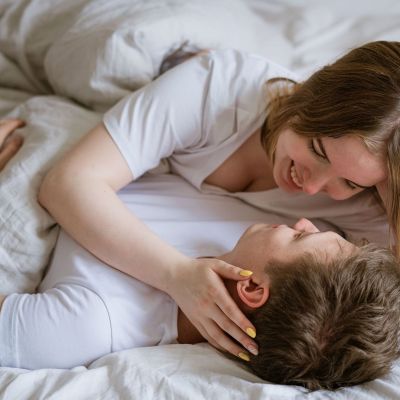 Η σεξουαλική επαφή μετά την εμμηνόπαυση: Τι πρέπει να γνωρίζετε