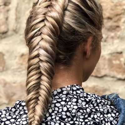 Dutch fishtail braid: Η πλεξούδα που θα σε σώσει στον καύσωνα