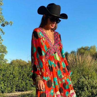 4 τρόποι να φορέσεις το maxi καφτάνι σου και στην πόλη