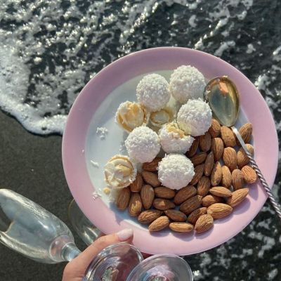 10 υγιεινά σνακ που θα απολαμβάνεις στην παραλία χωρίς τύψεις