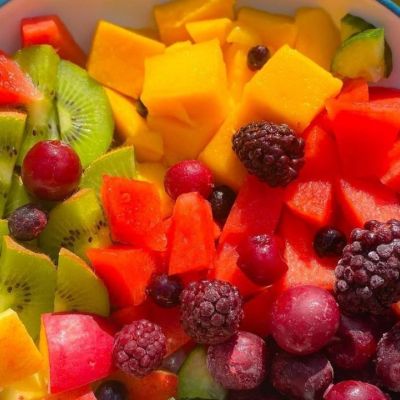 Πώς θα φτιάξεις την πιο δροσερή φρουτοσαλάτα