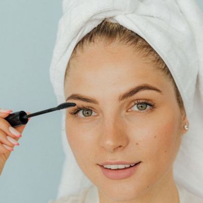 Genius! Το απίστευτο και πολύ απλό μυστικό για να αποκτήσεις τέλειες βλεφαρίδες