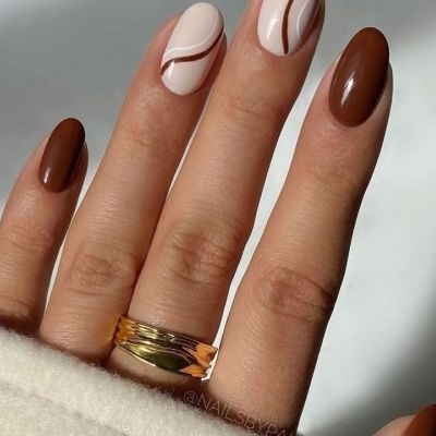 Swirl nails είναι το μανικιούρ που τρελαίνονται οι fashionistas