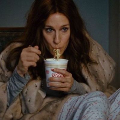 To βραδινό γεύμα στις 5 το απόγευμα αδυνατίζει;