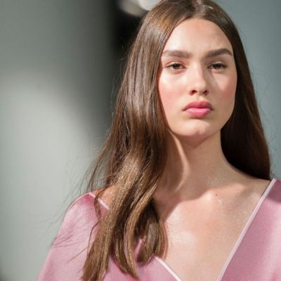 5 tips για να κάνεις τα μαλλιά σου να μακρύνουν γρηγορότερα