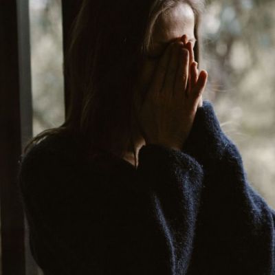 Το Gaslighting είναι η λέξη της χρονιάς για το λεξικό Merriam-Webster