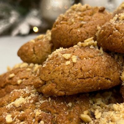 Τι φτιάχνουμε σήμερα για να μπούμε σε Xmas mood; Μελομακάρονα, φυσικά!