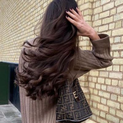 Το τσάι και πώς θα φρεσκάρεις τα μαλλιά ανάλογα με το χρώμα τους