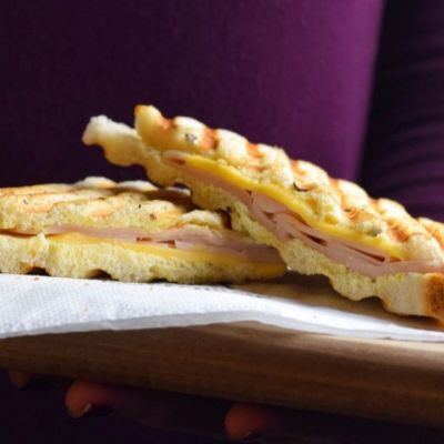 Ξέχνα το γάλα και το τοστ: Οι 4 πιο υγιεινές τροφές για το πρωινό