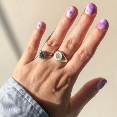 Το νέο trend που ταιριάζει σε όλα τα νύχια