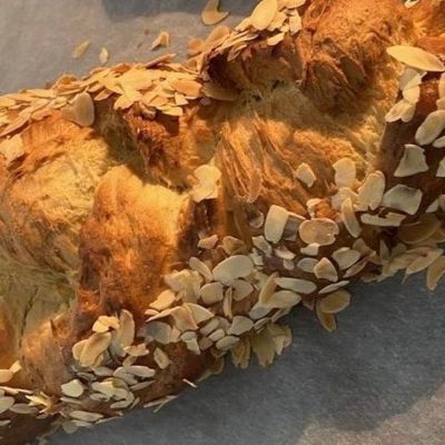 Συνταγή για το απόλυτο Τσουρέκι που θυμίζει παιδικά χρόνια - Γράφει η Majenco