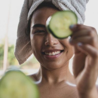 Το αγγούρι θα σώσει στο δέρμα σου το καλοκαίρι και έχουμε αποδείξεις