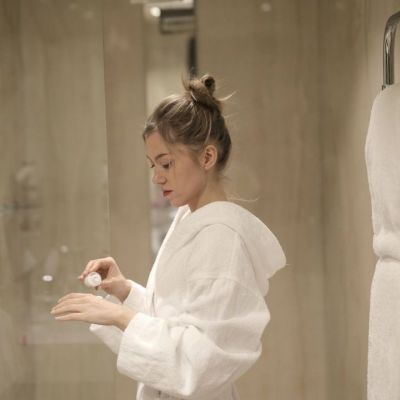 Nτους το πρωί ή το βράδυ; Ειδικός δίνει τη δική του απάντηση για το αιώνιο debate