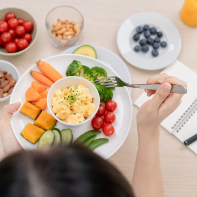 Πέντε μύθοι για την υγιεινή διατροφή και την απώλεια βάρους
