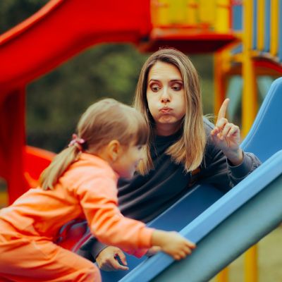 Πώς να λέτε «όχι» στα παιδιά και να το εννοείτε