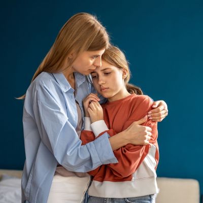 Πώς να βελτιώσετε τη σχέση σας με το έφηβο παιδί – Φράσεις που κάνουν τη διαφορά