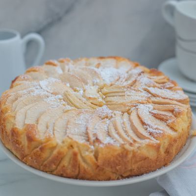 Αφράτη μηλόπιτα νηστίσιμη χωρίς μίξερ - Έτοιμη σε λίγα λεπτά