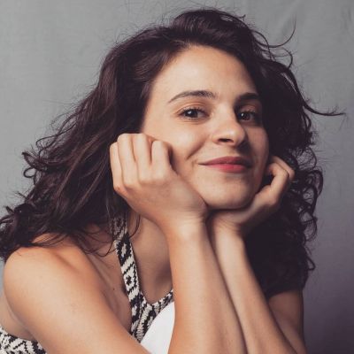 Λυδία Σγουράκη: «Το θέατρο προσφέρει στα παιδιά φαντασία, γνώση και μαθήματα για τη ζωή»