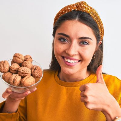 Καρύδια: «Σύμμαχος» στην απώλεια βάρους σύμφωνα με το Harvard