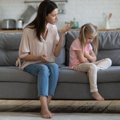 Τα παιδιά με γονείς που φωνάζουν, έχουν υψηλότερο κίνδυνο να εμφανίσουν κατάθλιψη