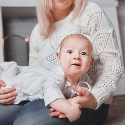 Γιατί ο ήχος του αναμμένου τζακιού ηρεμεί τα μωρά;