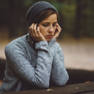 Πώς συνδέεται η κατάθλιψη με τη γυναικεία υπογονιμότητα