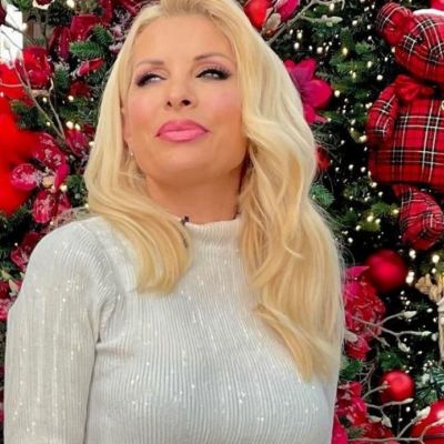 Γιορτινό πουλόβερ: Η Ελένη Μενεγάκη το φόρεσε non stop τα Χριστούγεννα