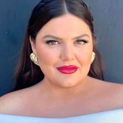 Η Δανάη Μπάρκα βρήκε το αξεσουάρ για τέλεια μαλλιά